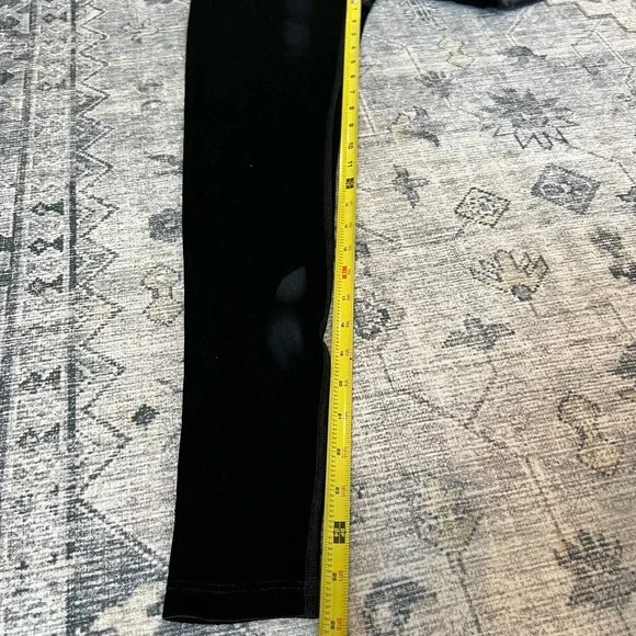 Beyond Yoga women’s velvet motion high waisted midi legging size small - Picture 7 of 11